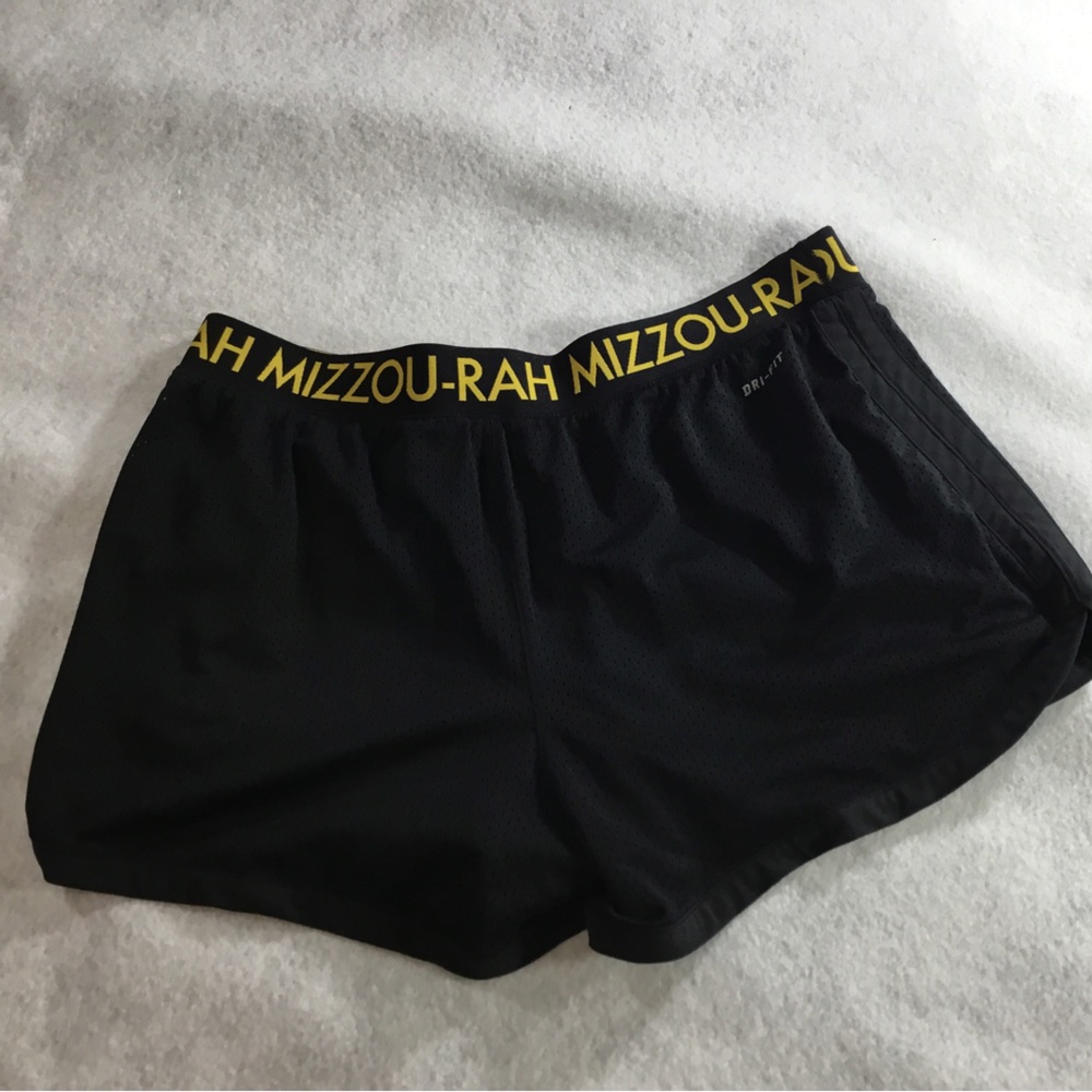 Nike Women's MIZZOU Black and Yellow Athletic Shorts SZ Medium gently used - Picture 2 of 8